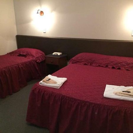 Feilding Hotel מראה חיצוני תמונה